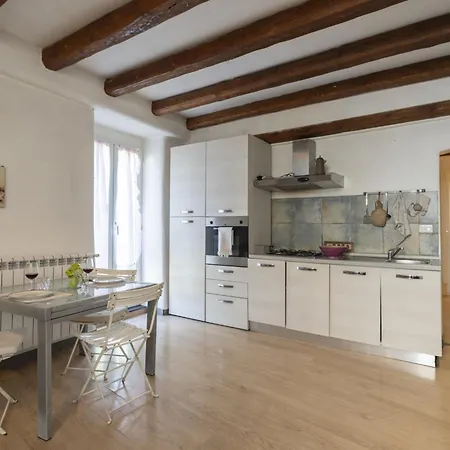 Hotel Thomas By Interhome