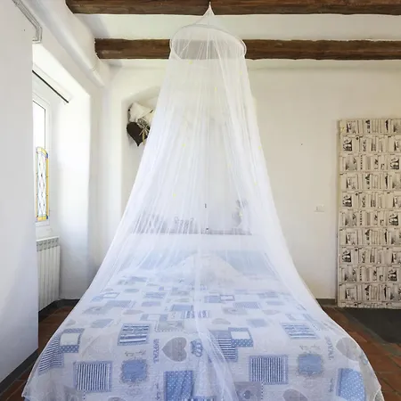 Thomas By Interhome *